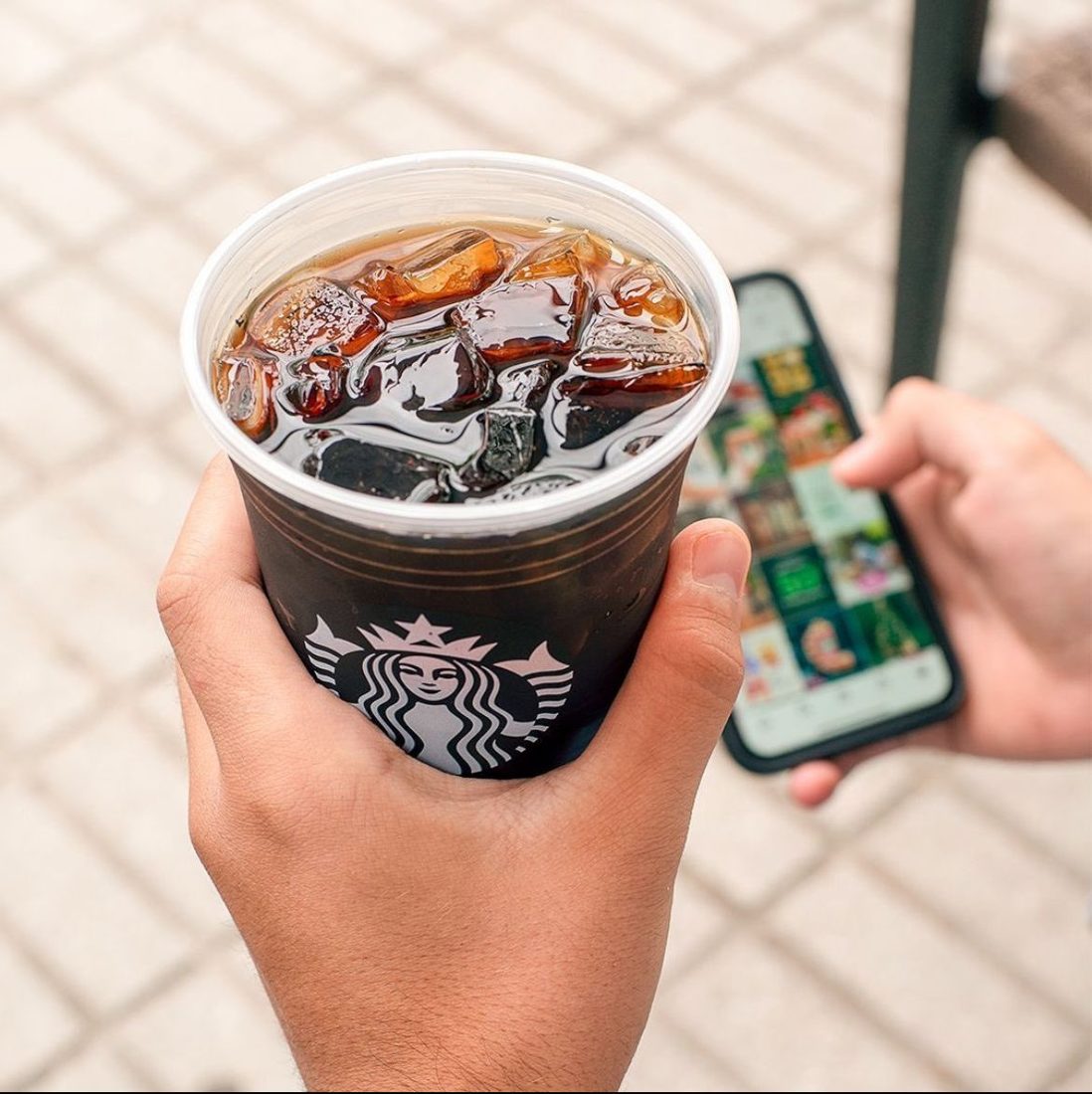 Starbucks social content 3